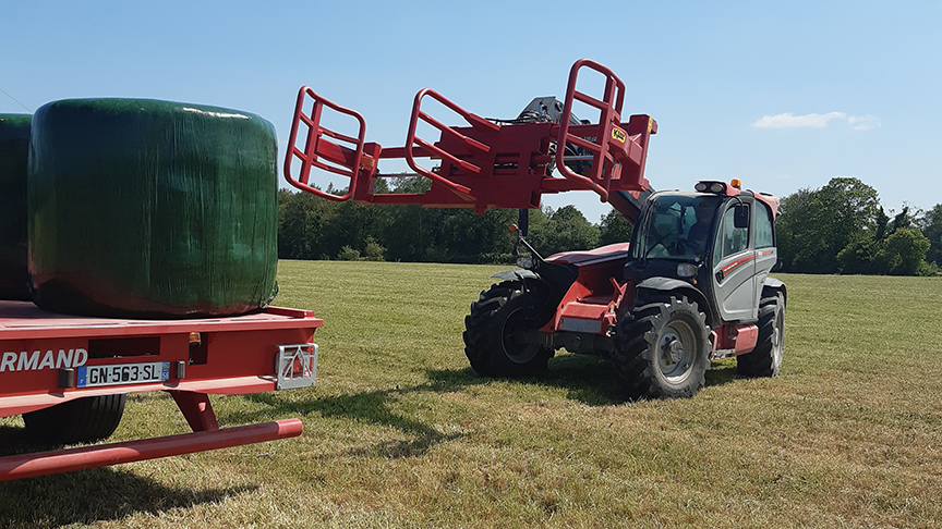 Thumbnail of Round Bale Clamp