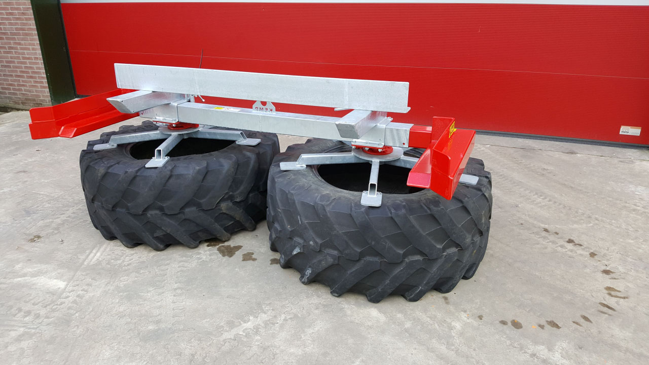 Thumbnail of Wheel Forage Pusher